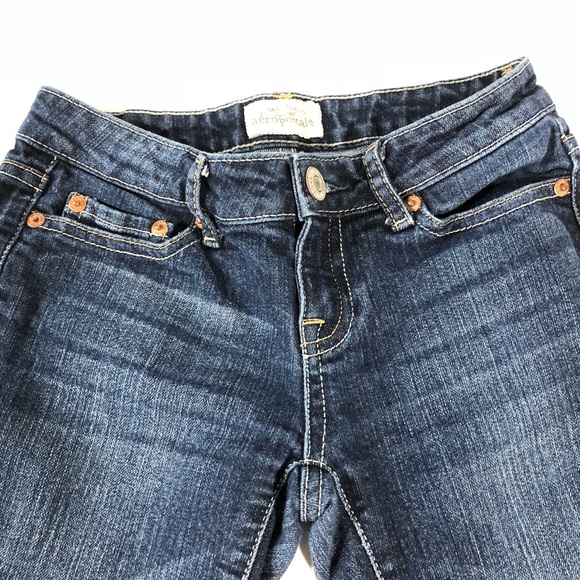 Aeropostale Low Rise Stretch Jean Shorts - Picture 3 of 7